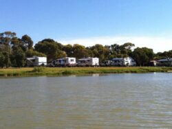 Lake Albert Caravan Park